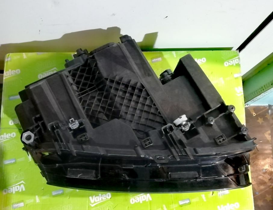 Фар Фарове за БМВ Х7 Г07 / BMW X7 G07 Adaptive LED LCI.