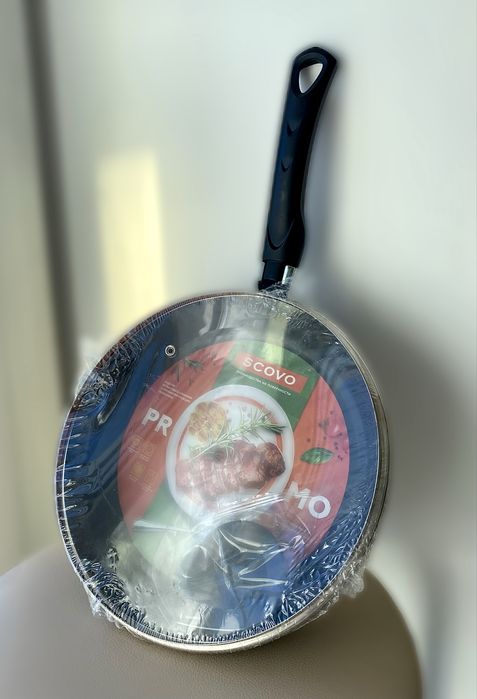 Сковорода с крышкой - новая 24 см диаметр, высокий борт