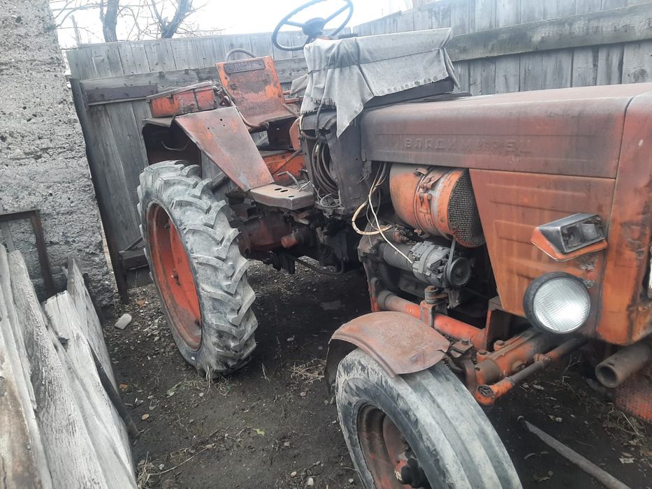 Продам трактор Т-25