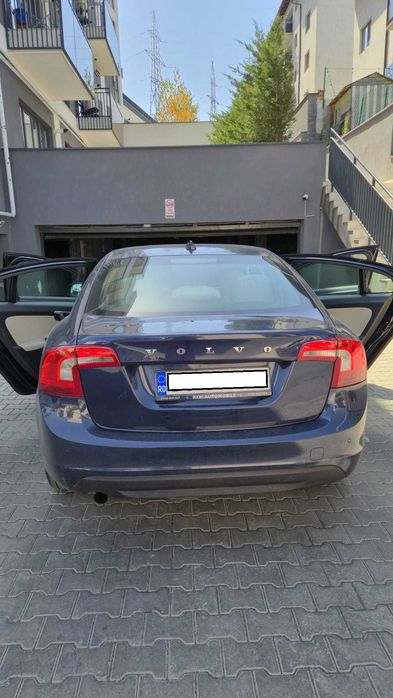 VOLVO S60 2010 — imagine 2