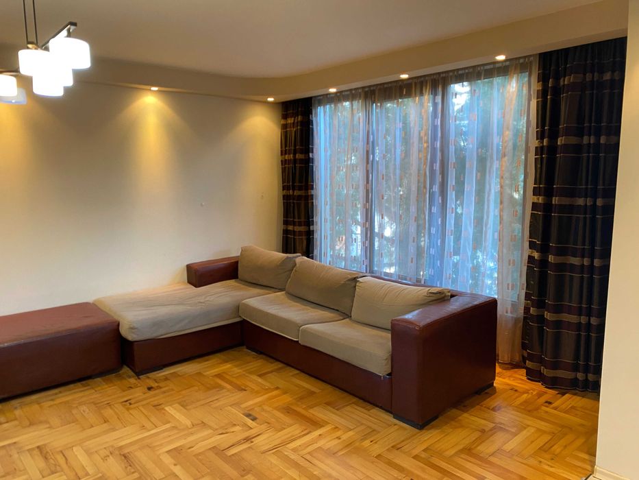 Дава се под наем Тристаен апартамент в Бургас, Сарафово - 120 кв.м за 612 € - Снимка #4