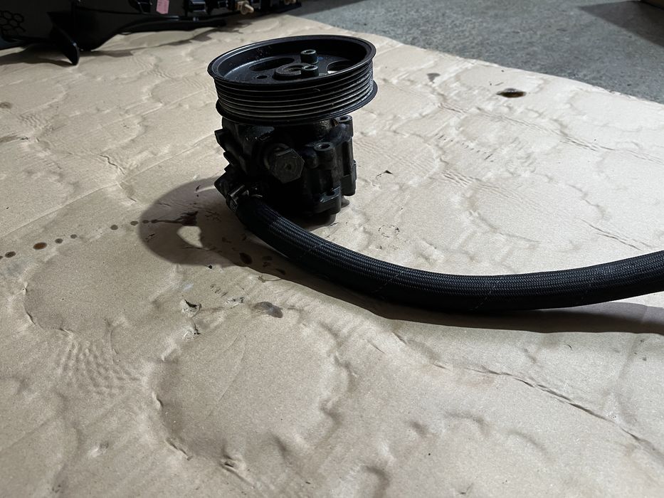 Pompa Servo Directie Audi A8 D3 4.2 benzina