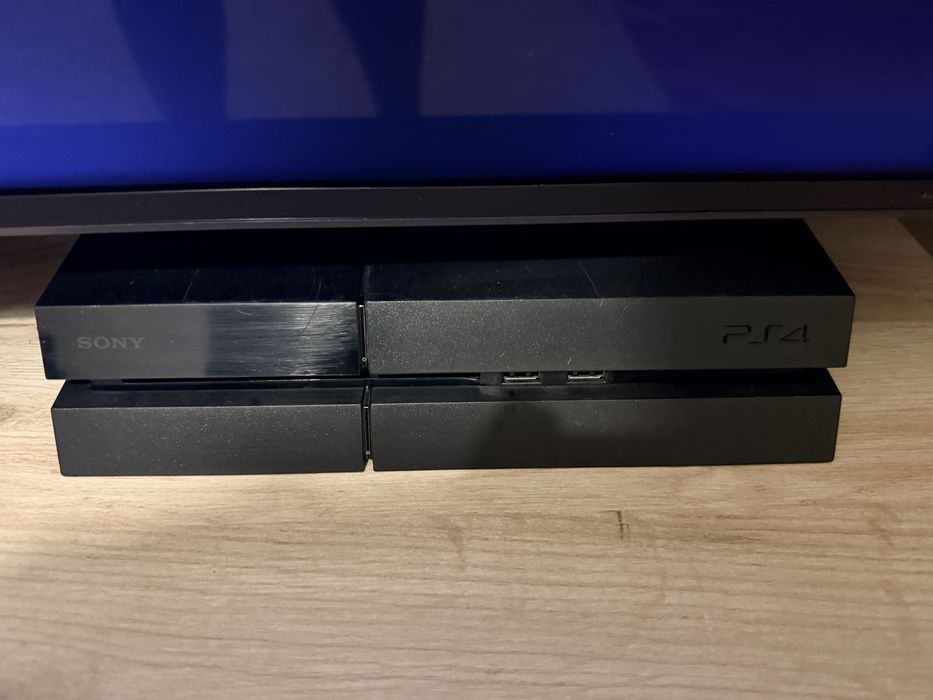 PlayStation 4 defect , nu porneste