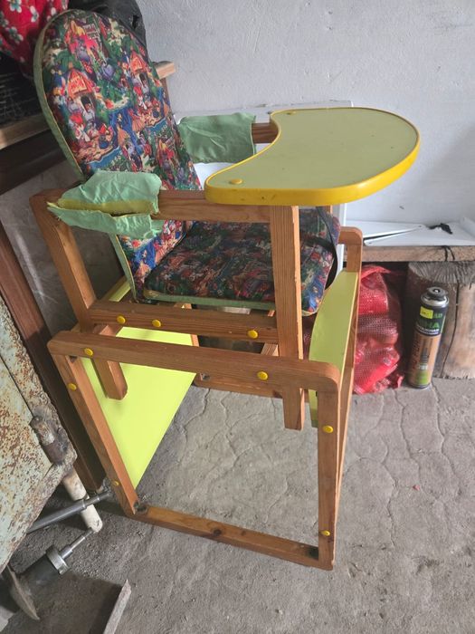 Продам детский стул