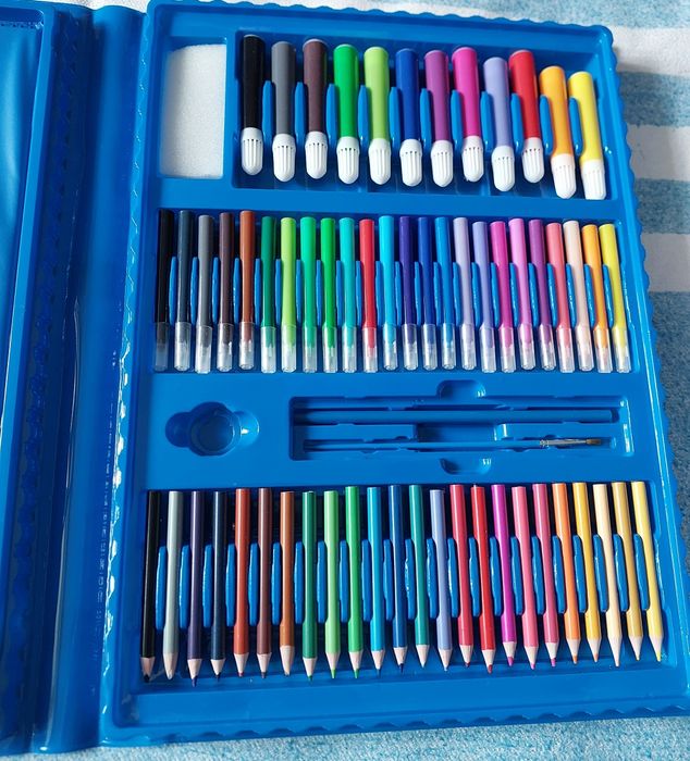 Срочно продам набор для рисования