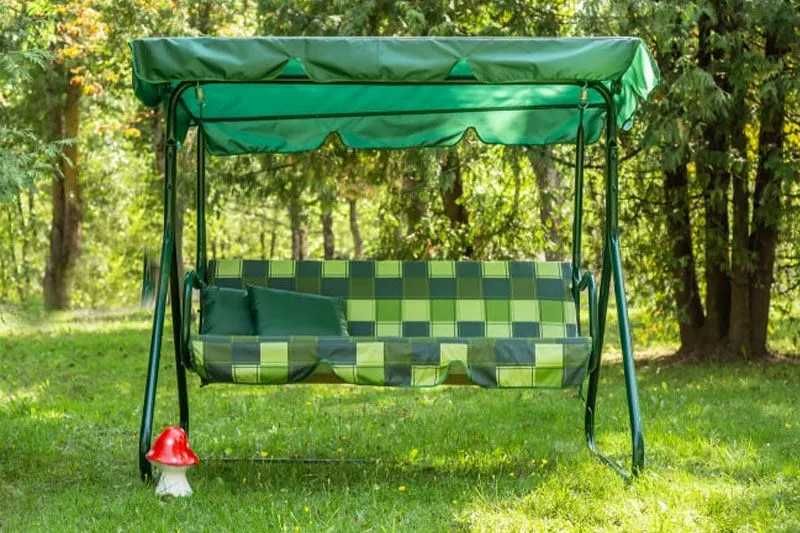 Качели садовые трехместные