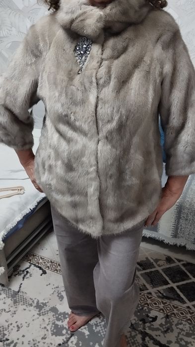 Шуба  норковая женская