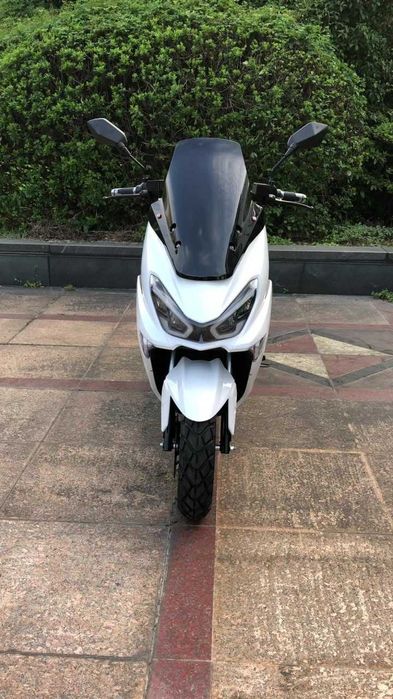 Скутер 150 куб. См, Бензиновый Обмен - Рассрочка - Кредит