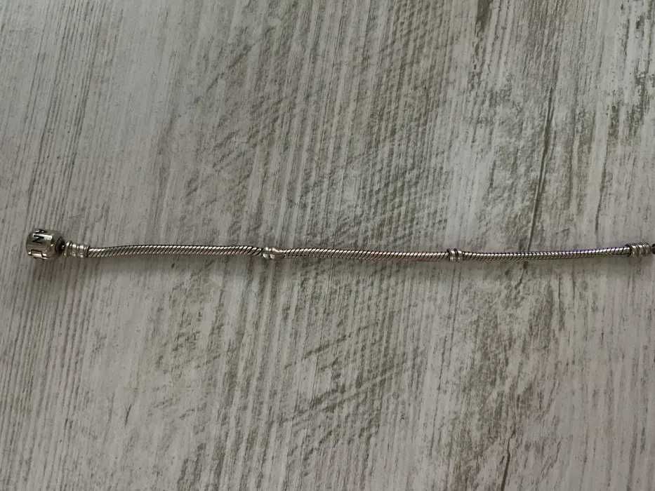 Оригинална Гривна Pandora