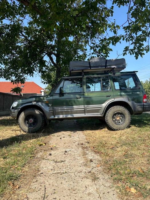 Hiunday ( Mitsubishi ) Galloper