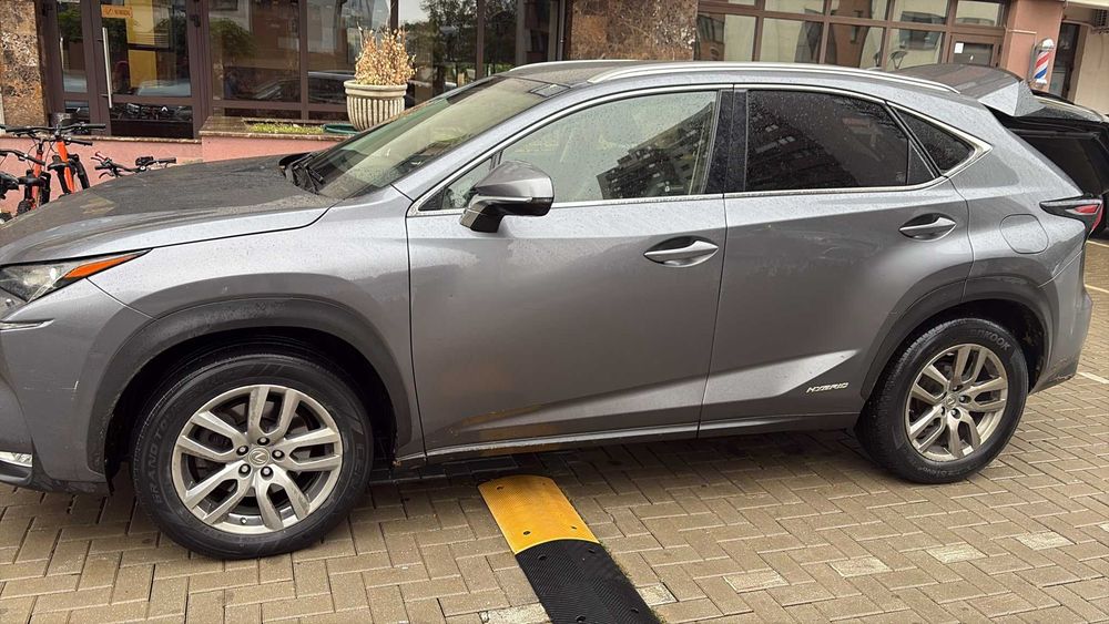 Lexus Seria NX