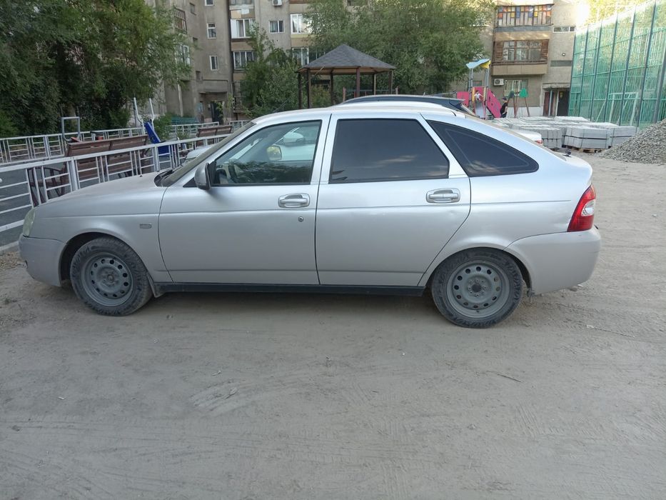 Продам машину приора