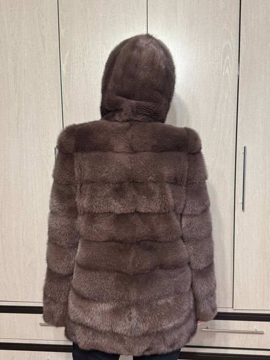 Продам норковую шубу