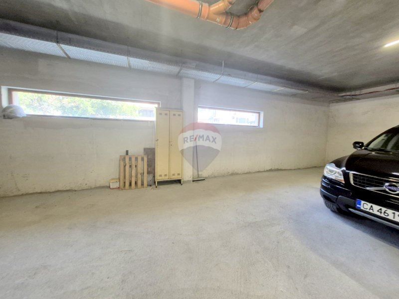 Закрито паркомясто под наем, Цветен квартал, Варна Т4026