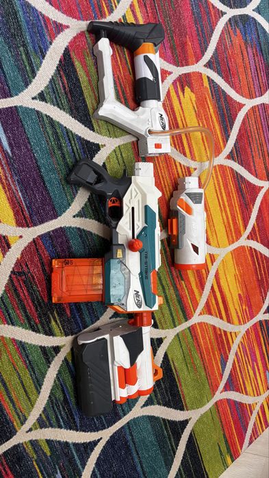 Nerf игрушка автомат