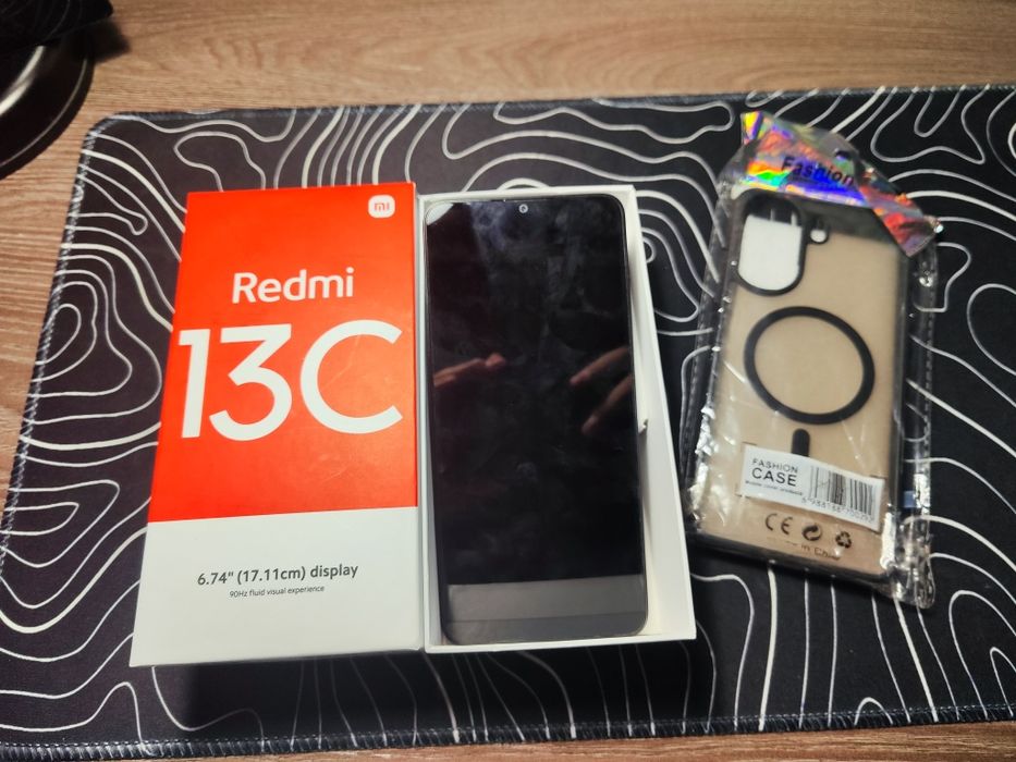 Редми 13с в идеальном состоянии