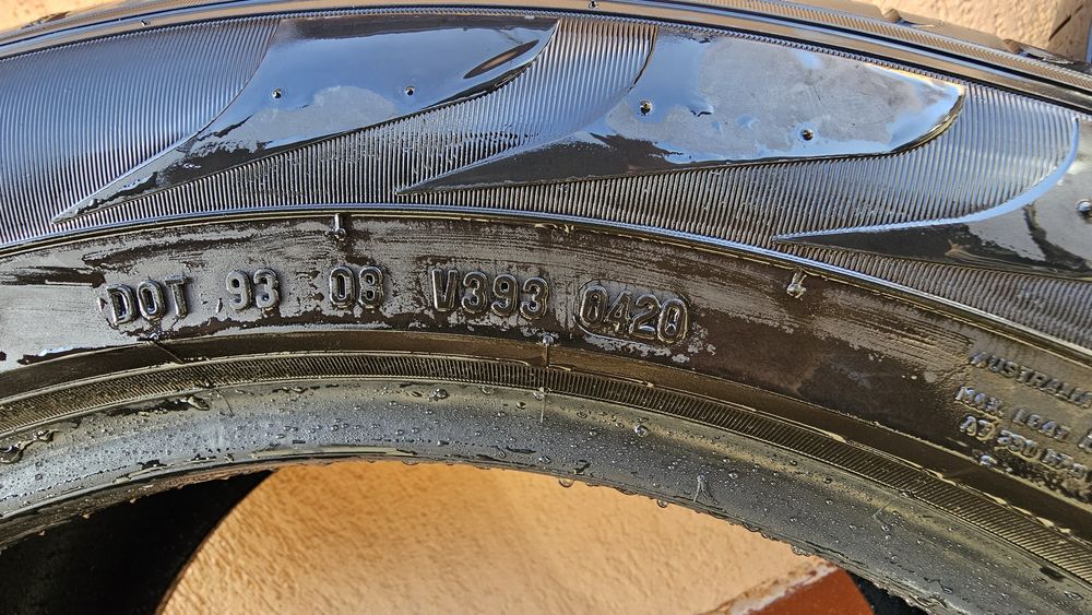 Vand anvelope pirelli 235 55 19 de vara Azuga • OLX.ro