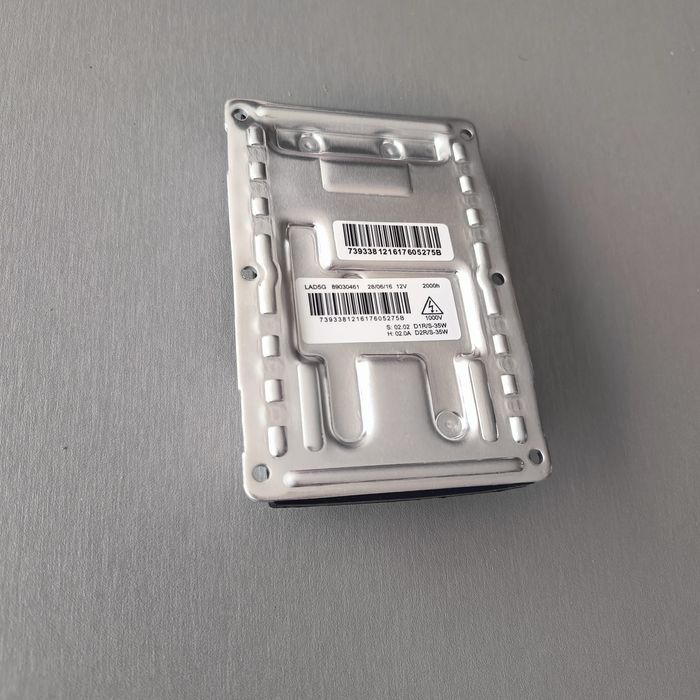 Баласт за фар LAD5G 12PIN 043736 / 89030461, Нов с гаранция