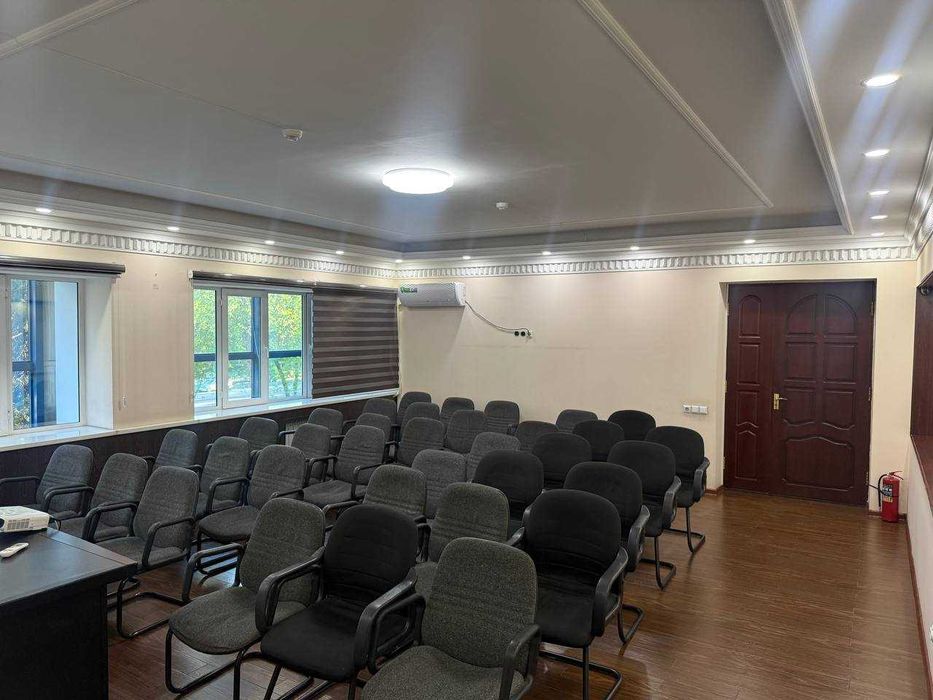 Сдается просторный офис 110 м² в центре города