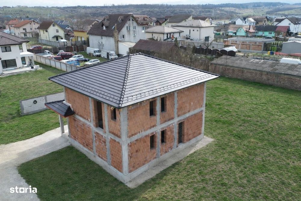 Casa individuala la rosu 146 mp utili P+1 si teren 760 mp in Turnisor