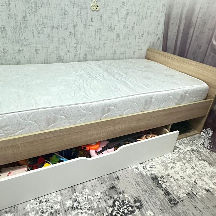 Продам детскую кровать