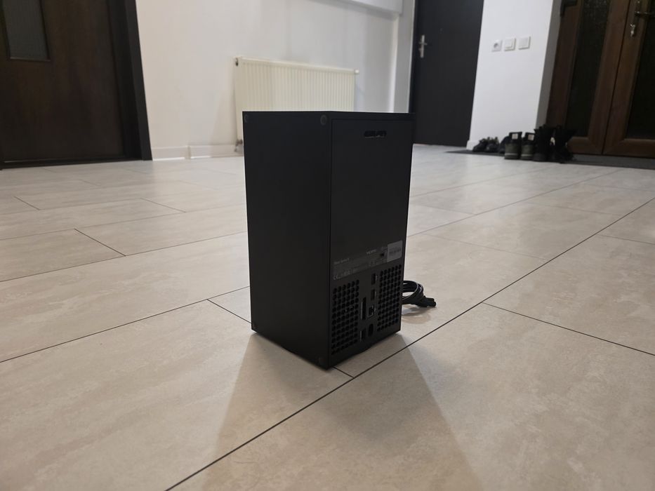 Xbox seria X cu 1TB stocare