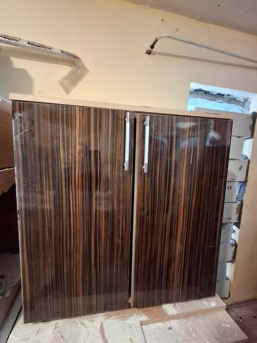 Vand mobila dormitor in stare buna