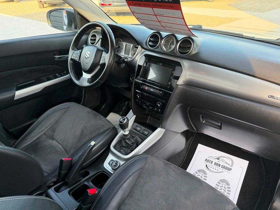 Suzuki Vitara  1.6 diesel / Camera/Piele/ Trapa panoramica/ 4x4/ Rate/ Garantie