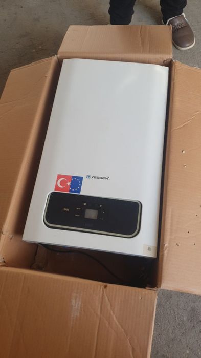 Двухконтурный котёл продаётся срочно