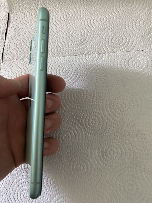 Iphone 11  срочно
