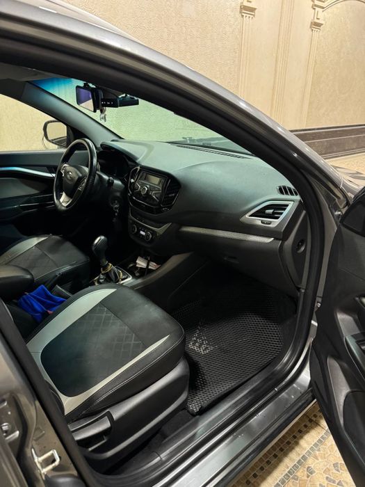 Продается Lada Vesta 1.6