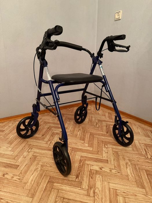 Ходунки для пожилых