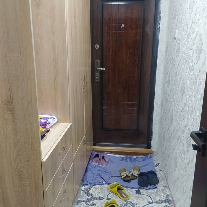 Юнусабад-13 Ахмад Дониш 2/2/4 евро иностранец или семейный