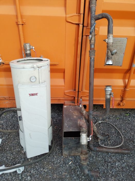 Котёл газовый с расширительным бачком