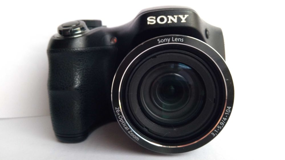 Фотоаппарат Sony CyberShot DSC-H200