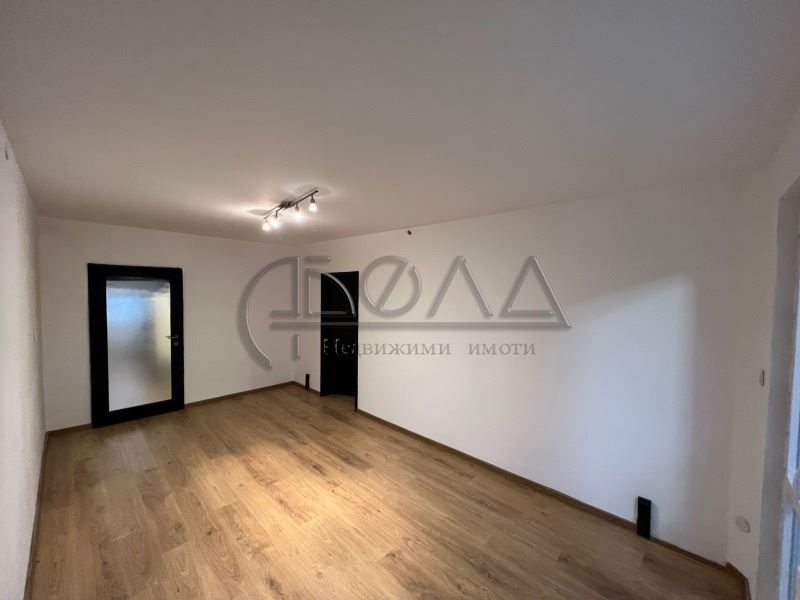 Продава се Тристаен апартамент в София, Младост 1 - 77 кв.м за 2312 €/кв.м - Снимка #2