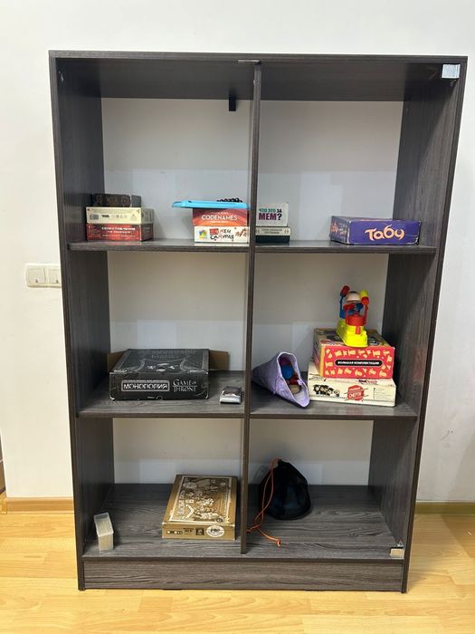 Стиллаж для комнаты