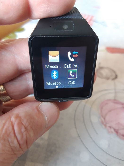 Smartwatch uri noi la cutie, Cu Sim și Card,  meniu ca al unui telefon