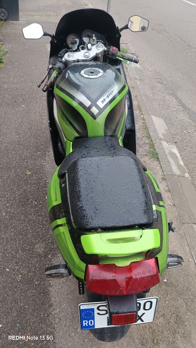 Kawasaki zxr750 125cp Acte la zi. variante!