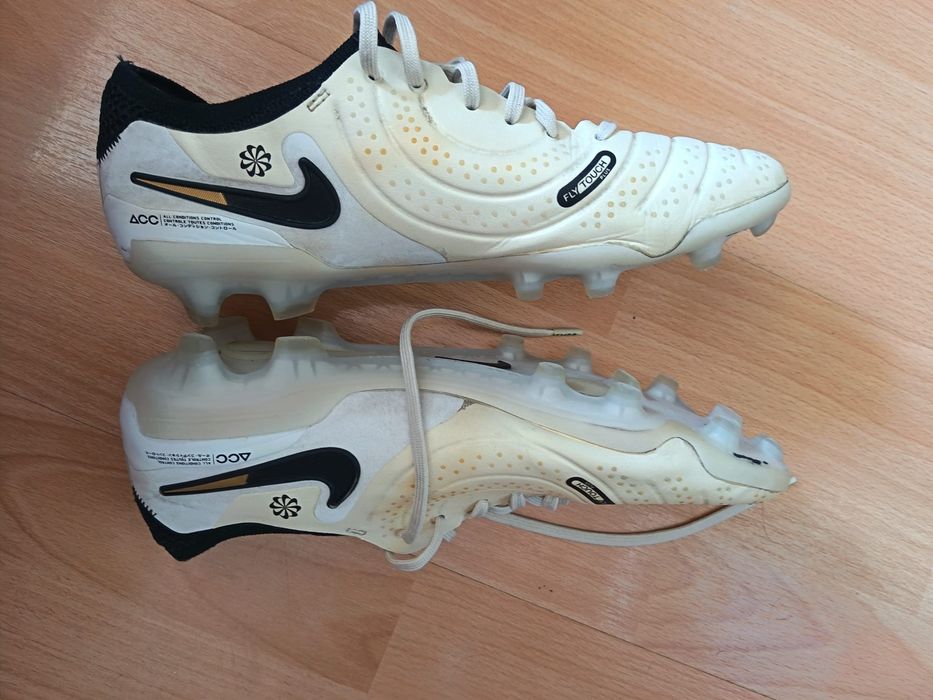 Ghete de fotbal Nike Tiempo Legend 10