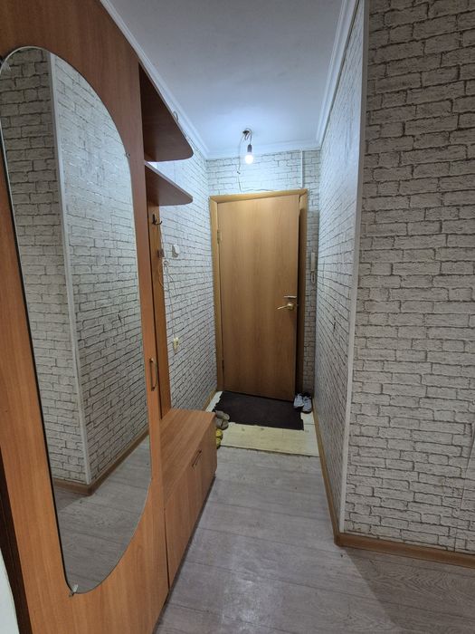 Екі бөлмелі үи сатылады