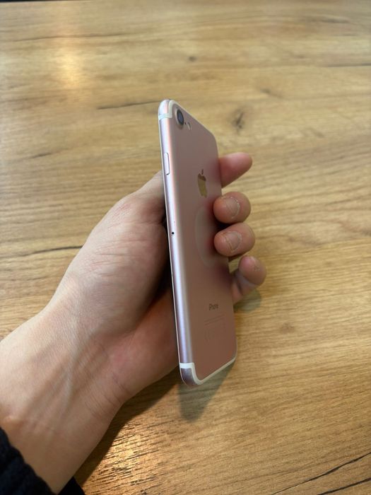 Продам айфон 7 128гб