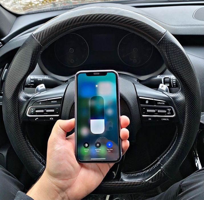 iPhone 11 в идеальном состоянии