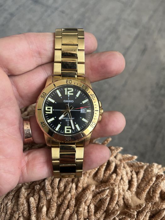 Часы CASIO оригинал.