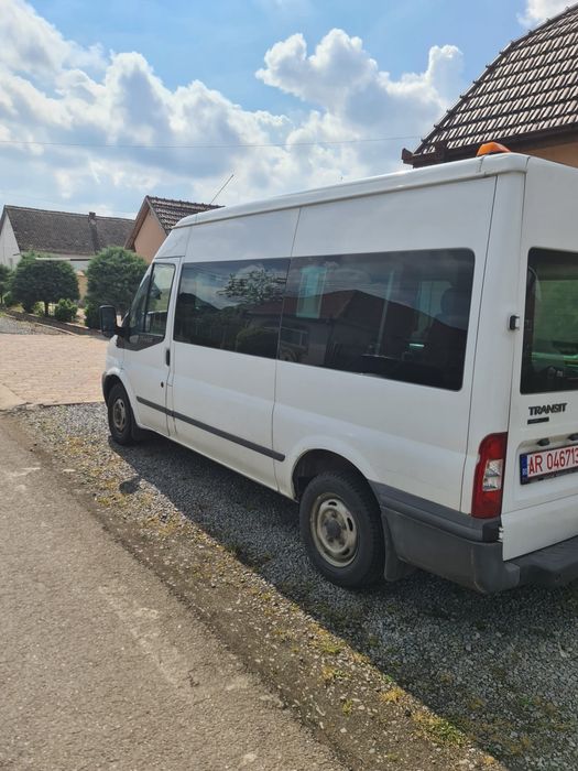Ford transit 2.2 euro 5 2013 8 locuri