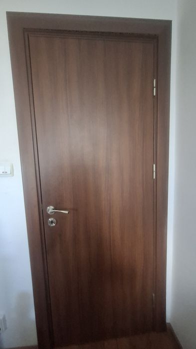 Интериорни  врати
