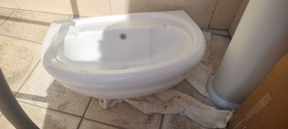 Продам раковину для ванны