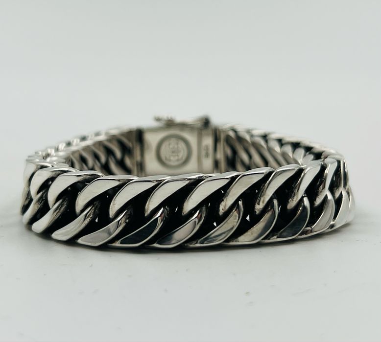 Budhha TO Budhha ESTHER SMALL BRACELET Вечна сребърна гривна