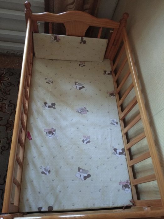 Кроватка детская