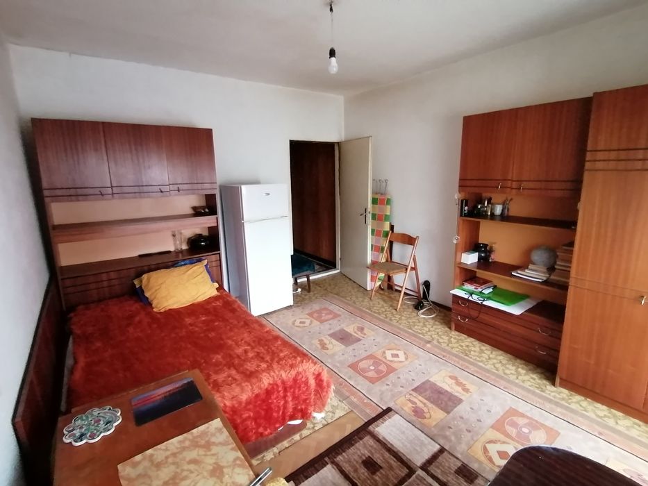 Продава се Тристаен апартамент в Завет - 76 кв.м за 671 €/кв.м - Снимка #14